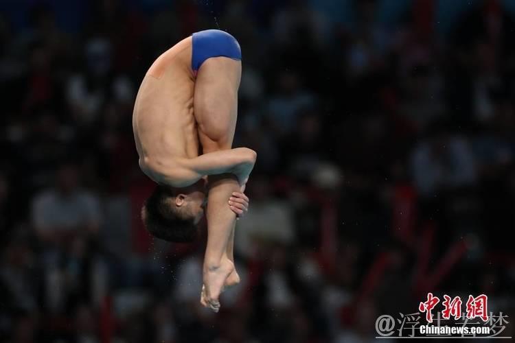 朱子峰勇夺跳水世界杯男子10米台总决赛冠军 朱子峰勇夺跳水世界杯男子10米台总决赛冠军